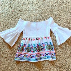 Off the shoulder top and jean shorts outfit